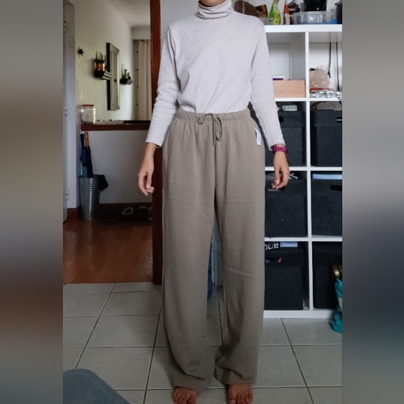 🆕️NWT Old Navy Extra High-Waisted Vintage Lounge Sweatpants in 'Birch Leaf', M - Picture 8 of 15